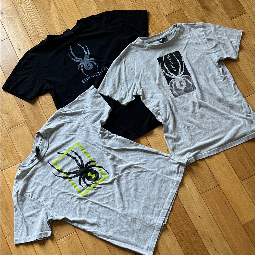 3 Spyder Kids' Tees bundle - 1 Black 2 Gray Used 14/16 snowboarding ski shirt